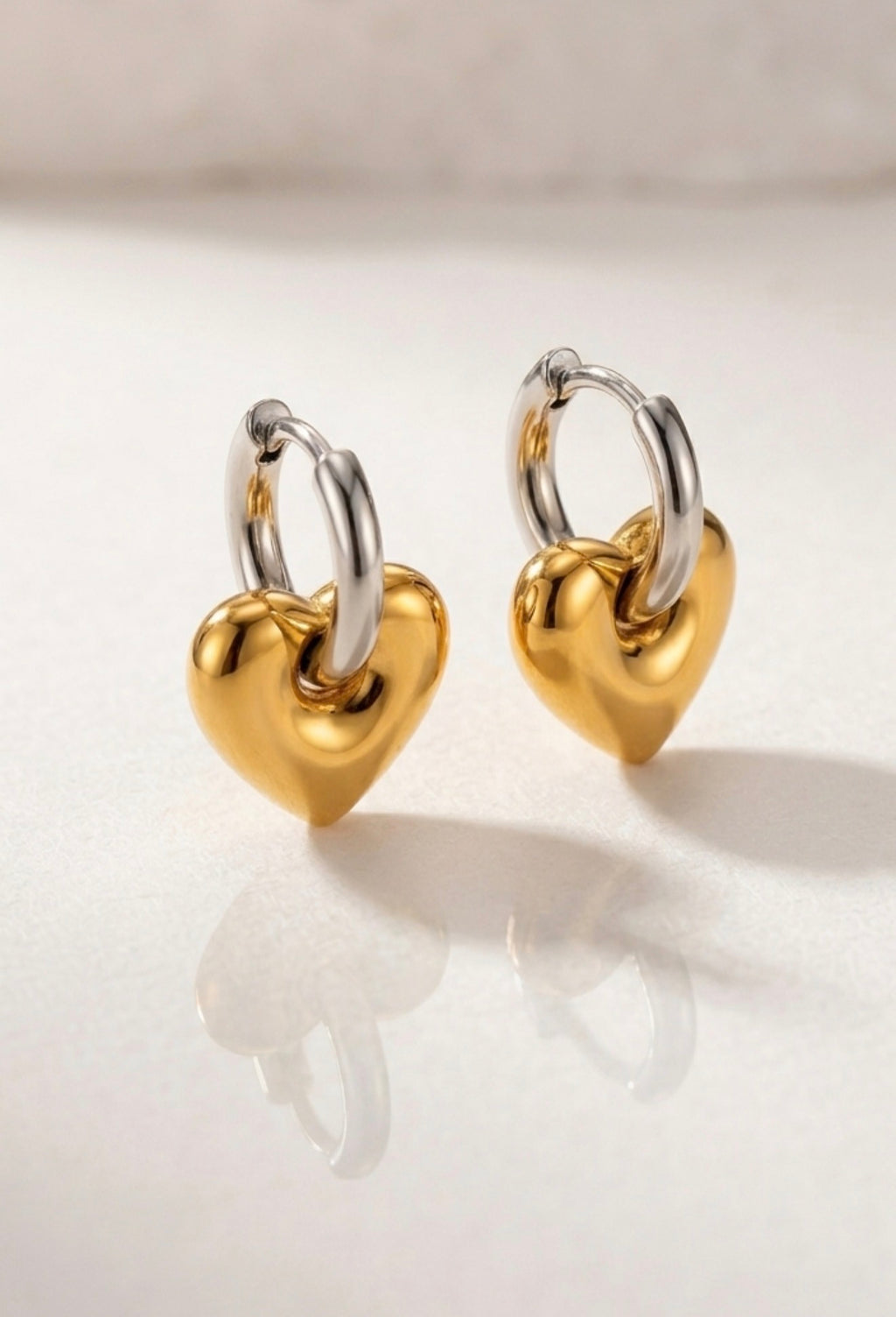Amore Mini Hoops