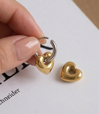 Amore Mini Hoops